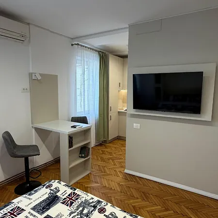 Kino Cozy - Center Apartament *