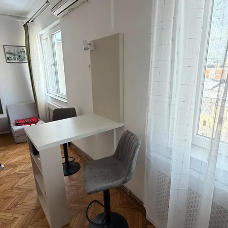 Kino Cozy - Center Apartman *