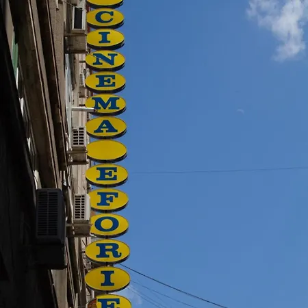 Kino Cozy - Center Apartman